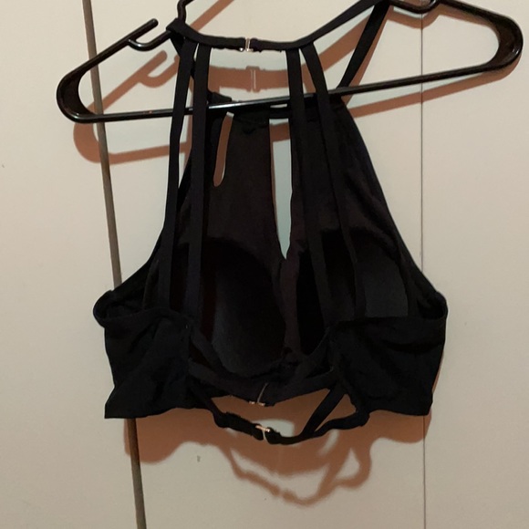 Swimsuits for all top - Picture 2 of 5